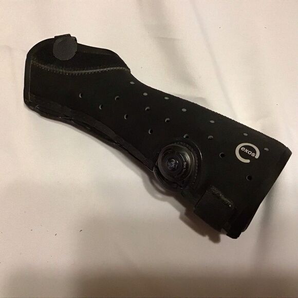 Exos Wrist Brace With Boa Closure Fracture Brace Open Thumb Left Small Vented - Picture 2 of 8